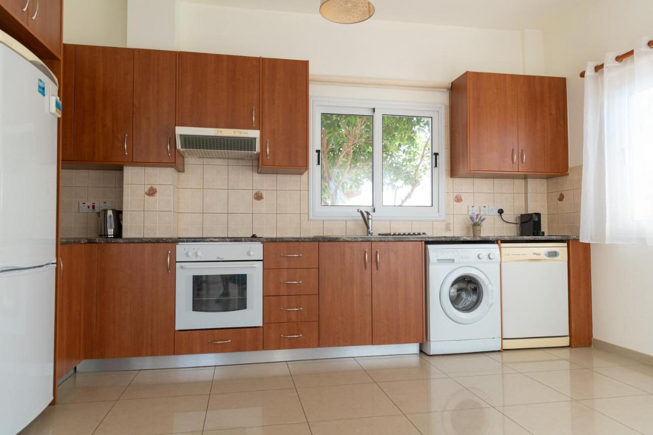 Konnos Villa Ekaterina Protaras Exteriör bild